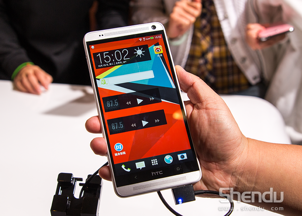 HTC One Max真機上手 視覺感高于用戶體驗