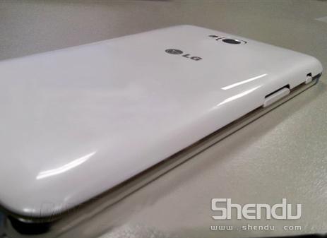 LG代工的Nexus 5真機(jī)圖被泄露 與傳聞有差別