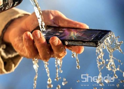 三防機(jī)索尼Xperia Z防水功能令人擔(dān)憂 DIY自救